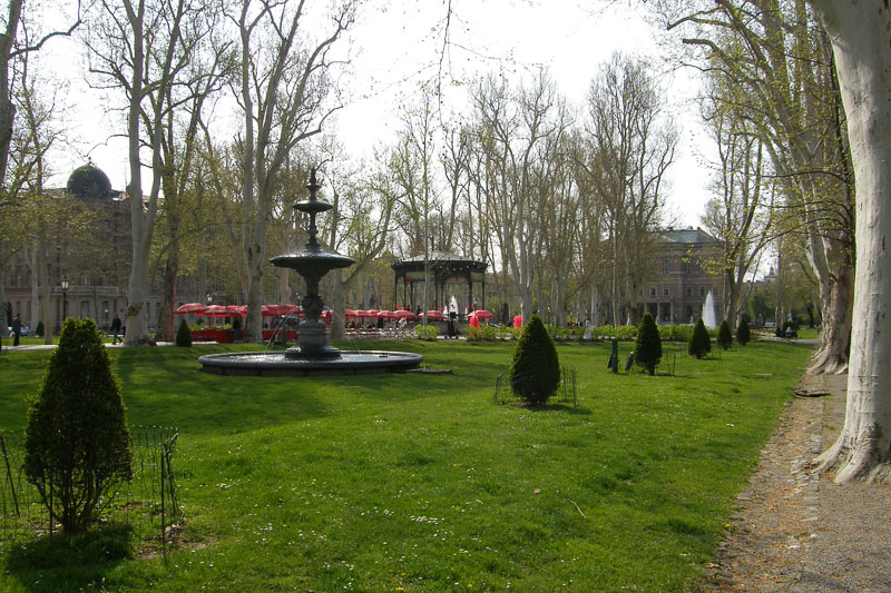2010. Zrinjevac - Zagreb - Hrvatska  - Croatia